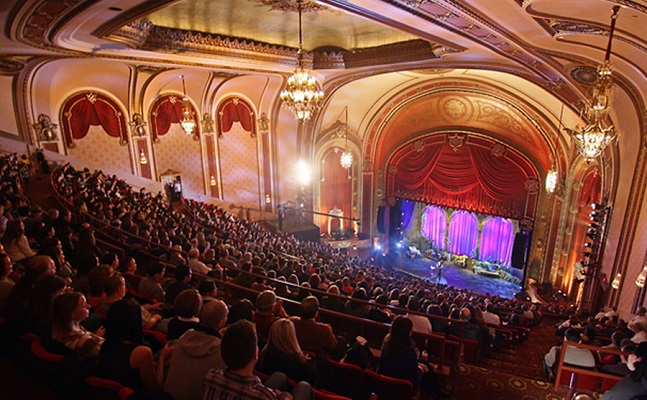 Pabst Theater Group bonuses for Associated Bank customers